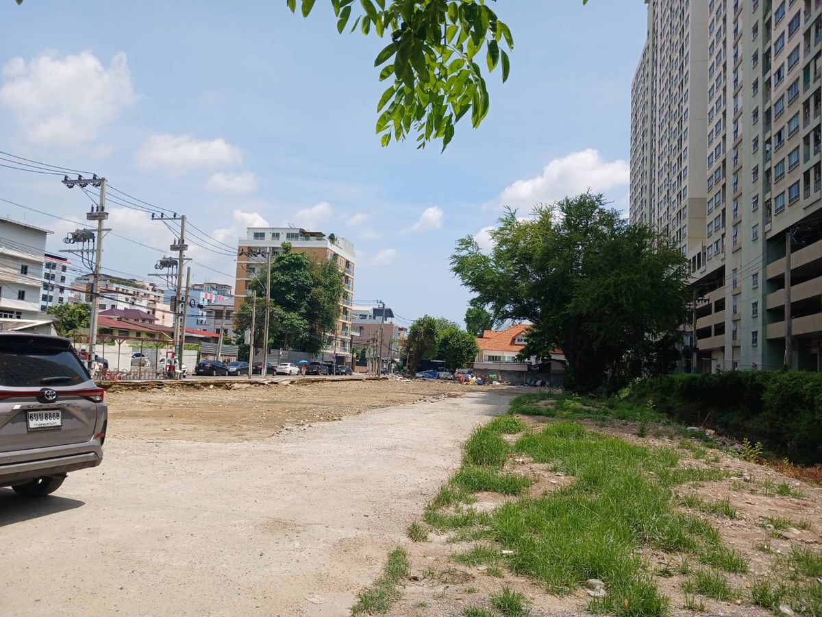 ให้เช่าที่ดินรามคำแหง หัวหมาก : ให้เช่าที่ดินรามคำแหง 46 หน้าถนนใหญ่เนื้อที่ 632 ตรวา.(N.883)