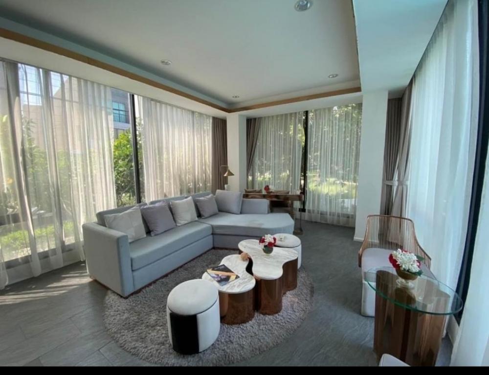 For RentTownhomeMin Buri, Romklao : Rent 3-story townhome, Baan Klang Muang, Rama 9, Krungthep Kreetha 2 bedrooms, 3 bathrooms, 1 walk-in closet, 1 kitchen, 1 large storage room , house area 18 sq m., usable area 152 sq m.