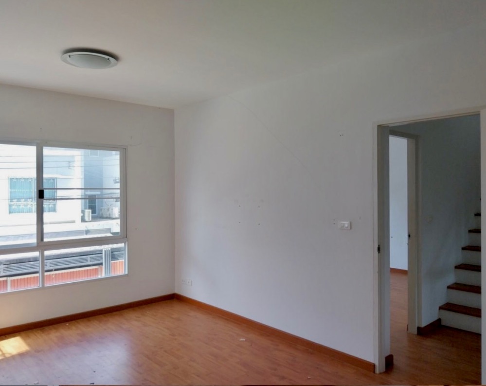 ขายบ้านพระราม 5 ราชพฤกษ์ บางกรวย : ขาย บ้าน คาซ่า แกรนด์ ราชพฤกษ์-พระราม 5 ขนาด 4 นอน พื้นที่ 38 ตารางวา