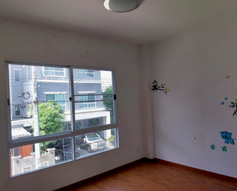 ขายบ้านพระราม 5 ราชพฤกษ์ บางกรวย : ขาย บ้าน คาซ่า แกรนด์ ราชพฤกษ์-พระราม 5 ขนาด 4 นอน พื้นที่ 38 ตารางวา