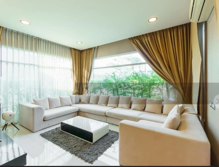 7-BEDROOM LUXUARY RENT,WINDMILL PARK Loading...