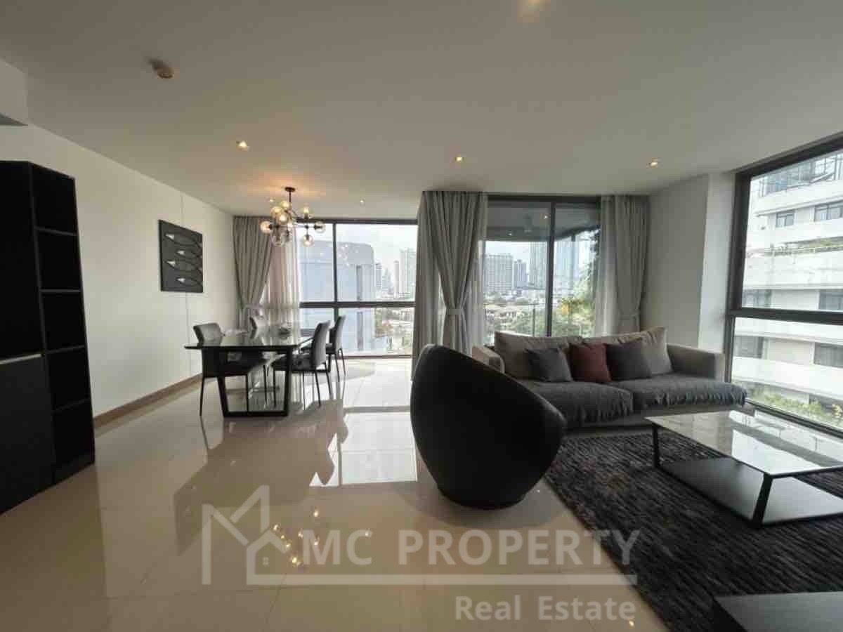 ให้เช่าคอนโดสุขุมวิท อโศก ทองหล่อ : Downtown 49 pet friendly!! 2bedroom 62sqm for rent pet friendly only 49,000 per month tel 0816878954 line id 0816878954
