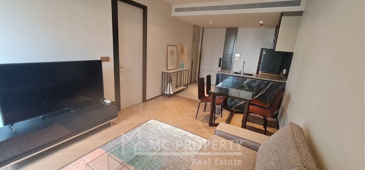 ให้เช่าคอนโดสุขุมวิท อโศก ทองหล่อ : The Reserve Sukhumvit 61 hideaway 2 bedroom 3 bathroom 101sqm for rent only 100,000 per month tel 0816878954 line id 0816878954
