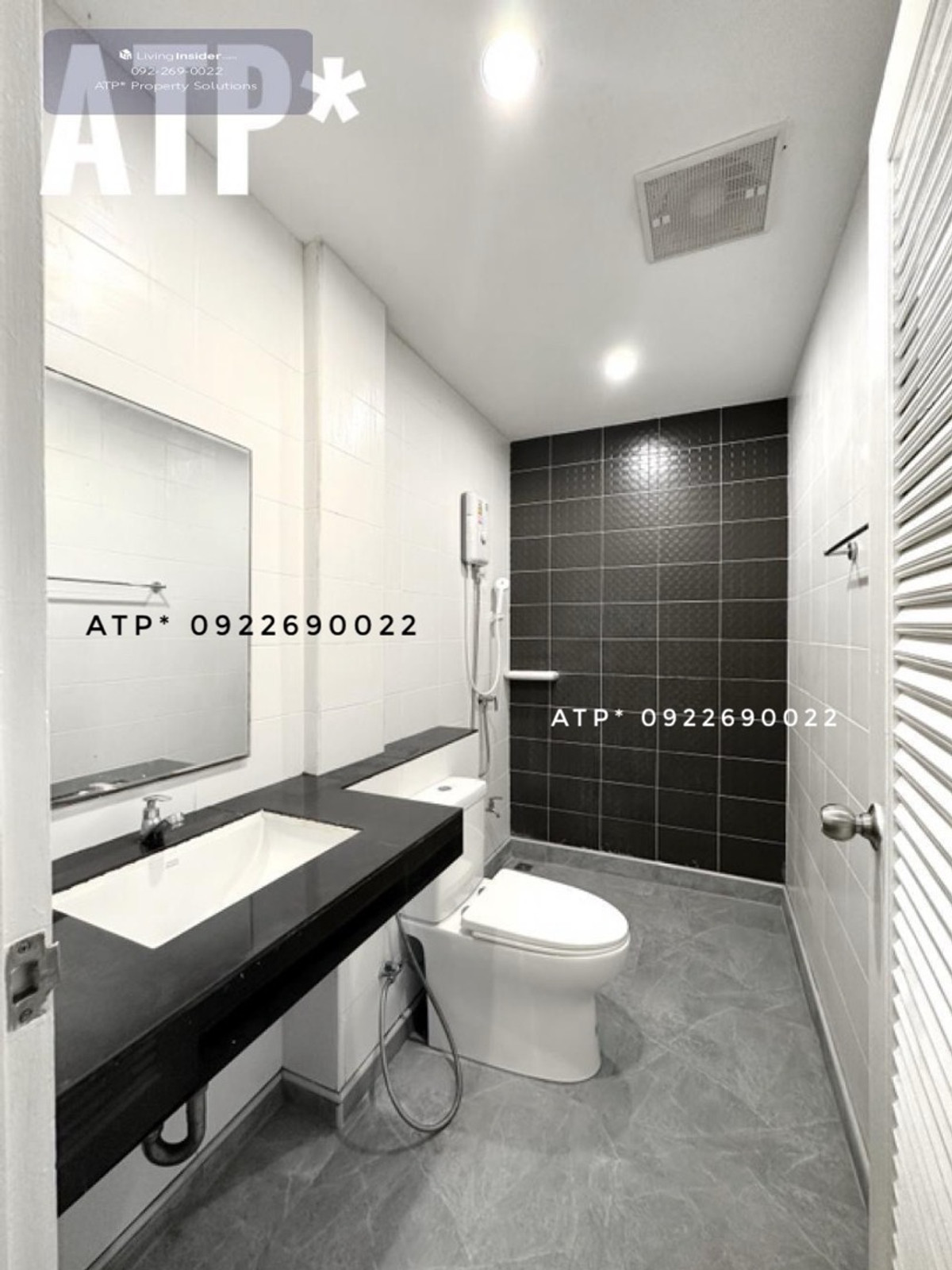 ให้เช่าทาวน์โฮมโชคชัย4 ลาดพร้าว71 : **เช่า/RENT** ทาวน์โฮม 3.5ชั้น/4นอน/5น้ำ/6แอร์+เครื่องทำน้ำอุ่น/3จอดรถ @ นาคนิวาส ลาดพร้าว 71