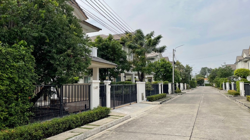 ขายบ้านสมุทรปราการ สำโรง : ✨ ขายด่วน! บ้านหรู โครงการนันทวัน ศรีนครินทร์ 