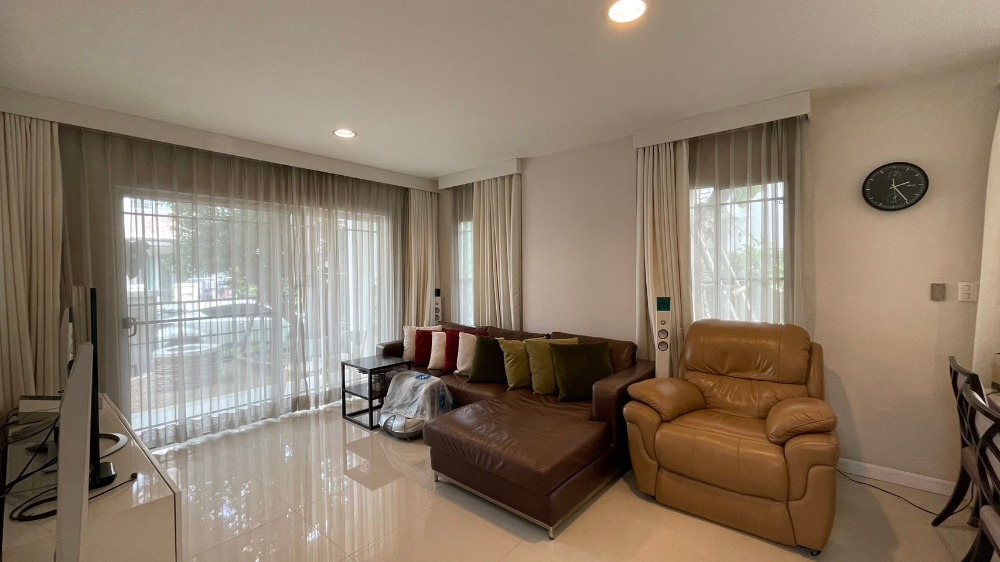 ขายบ้านสมุทรปราการ สำโรง : ✨ ขายด่วน! บ้านหรู โครงการนันทวัน ศรีนครินทร์ 