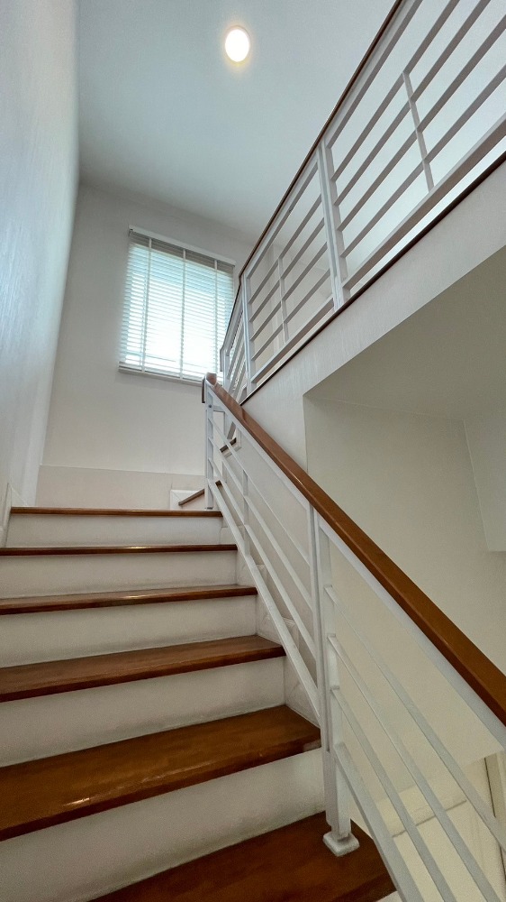 ขายบ้านสมุทรปราการ สำโรง : ✨ ขายด่วน! บ้านหรู โครงการนันทวัน ศรีนครินทร์ 