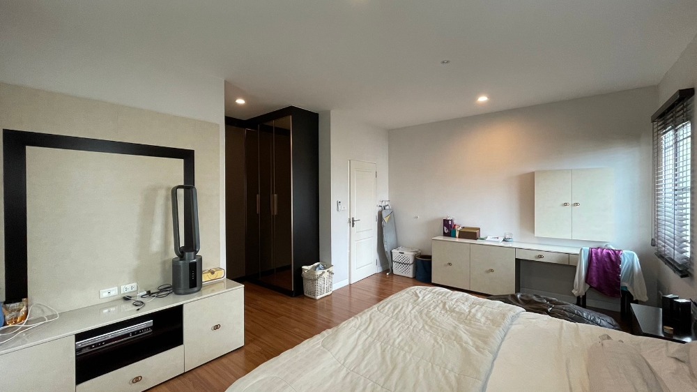 ขายบ้านสมุทรปราการ สำโรง : ✨ ขายด่วน! บ้านหรู โครงการนันทวัน ศรีนครินทร์ 