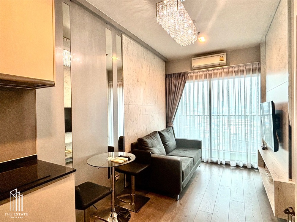 ขายคอนโดลาดพร้าว เซ็นทรัลลาดพร้าว : Condo for SALE ** Whizdom Avenue Ratchada-Ladprao ** 1 Bedroom, Fully Furnished and READY TO MOVE-IN! @6.12 MB