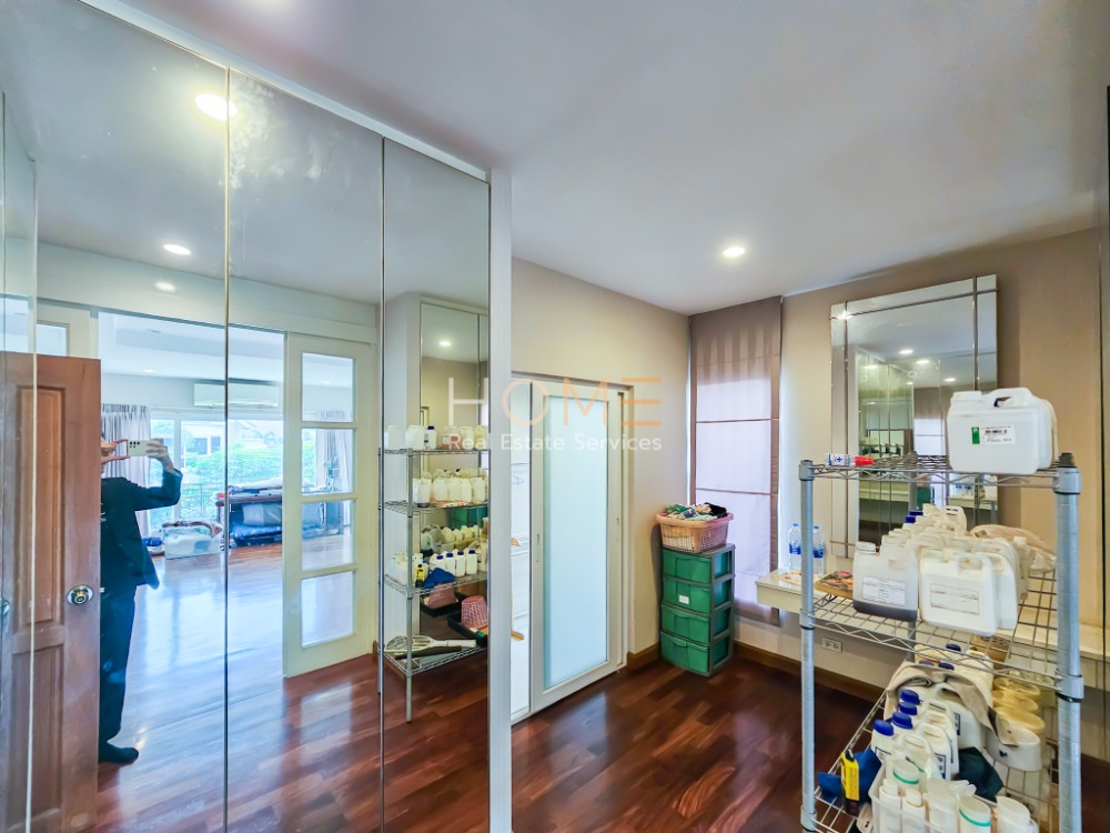 ขายบ้านนวมินทร์ รามอินทรา : บ้านเดี่ยว ลัดดารมย์ วัชรพล - รัตนโกสินทร์ / 8 ห้องนอน (ขาย), Laddarom Watcharapol - Rattanakosin / Detached House 8 Bedrooms (FOR SALE) TAN568