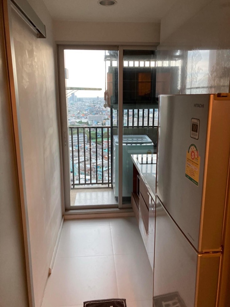 For RentCondoSathorn, Narathiwat : For rent 📌Fuse Chan - Sathorn📌in the heart of Sathorn, near BTS Chong Nonsi, furniture, complete electrical appliances.