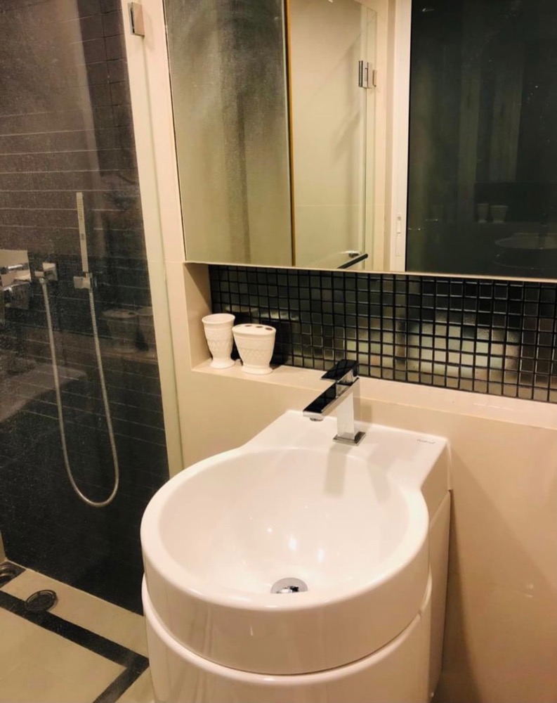 ให้เช่าคอนโดสาทร นราธิวาส : ให้เช่า📣Rhythm Sathorn📣 ห้องใหม่ วิวสวย เฟอร์นิเจอร์ เครื่องใช้ไฟฟ้าครบ ใกล้ BTS