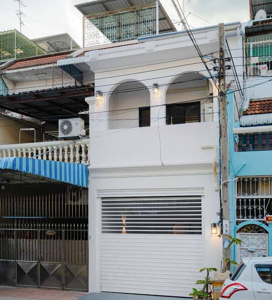 ขายทาวน์โฮมสาทร นราธิวาส : แคนวาส เฮ้าส์ (เจริญกรุง 107) / 3 ห้องนอน (ขาย), Canvas House (Charoen Krung 107) / 3 Bedrooms (SALE) NUT822