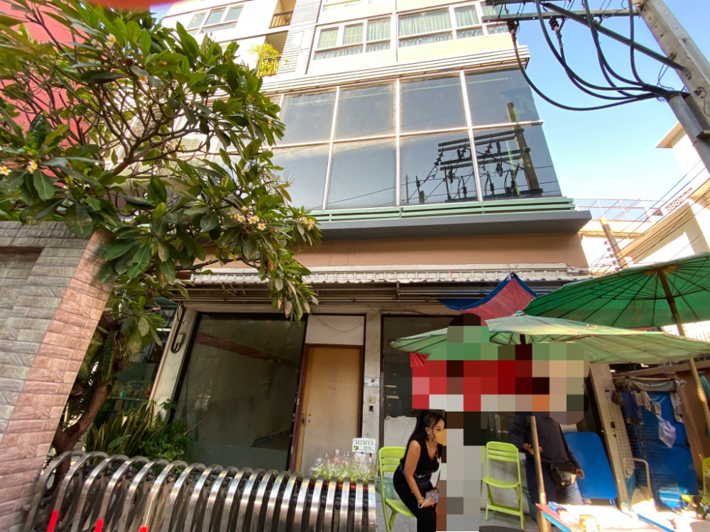 For RentShop HouseOnnut, Udomsuk : LTH9873 – Commercial FOR RENT In Sukhumvit 71/1 size 98 Sq. M. Near BTS Prakanong Station ONLY 60k/Month
