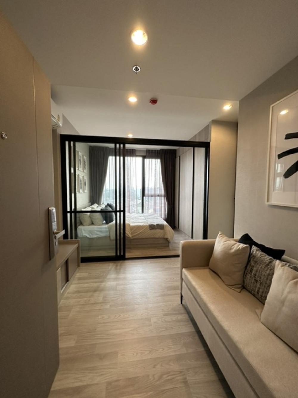 For SaleCondoBangna, Bearing, Lasalle : For sale, sample room for sale, IDEO MOBI Sukhumvit Eastpoint 1 Bed 25.77 sq m, price 2,990,000 baht, free common fees for 2 years.