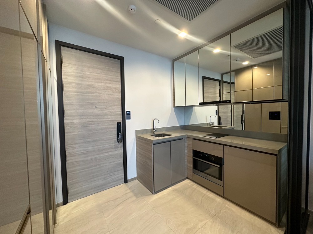 For RentCondoLadprao, Central Ladprao : 1 bedroom, garden view, newly decorated, beautiful, ready to move in.