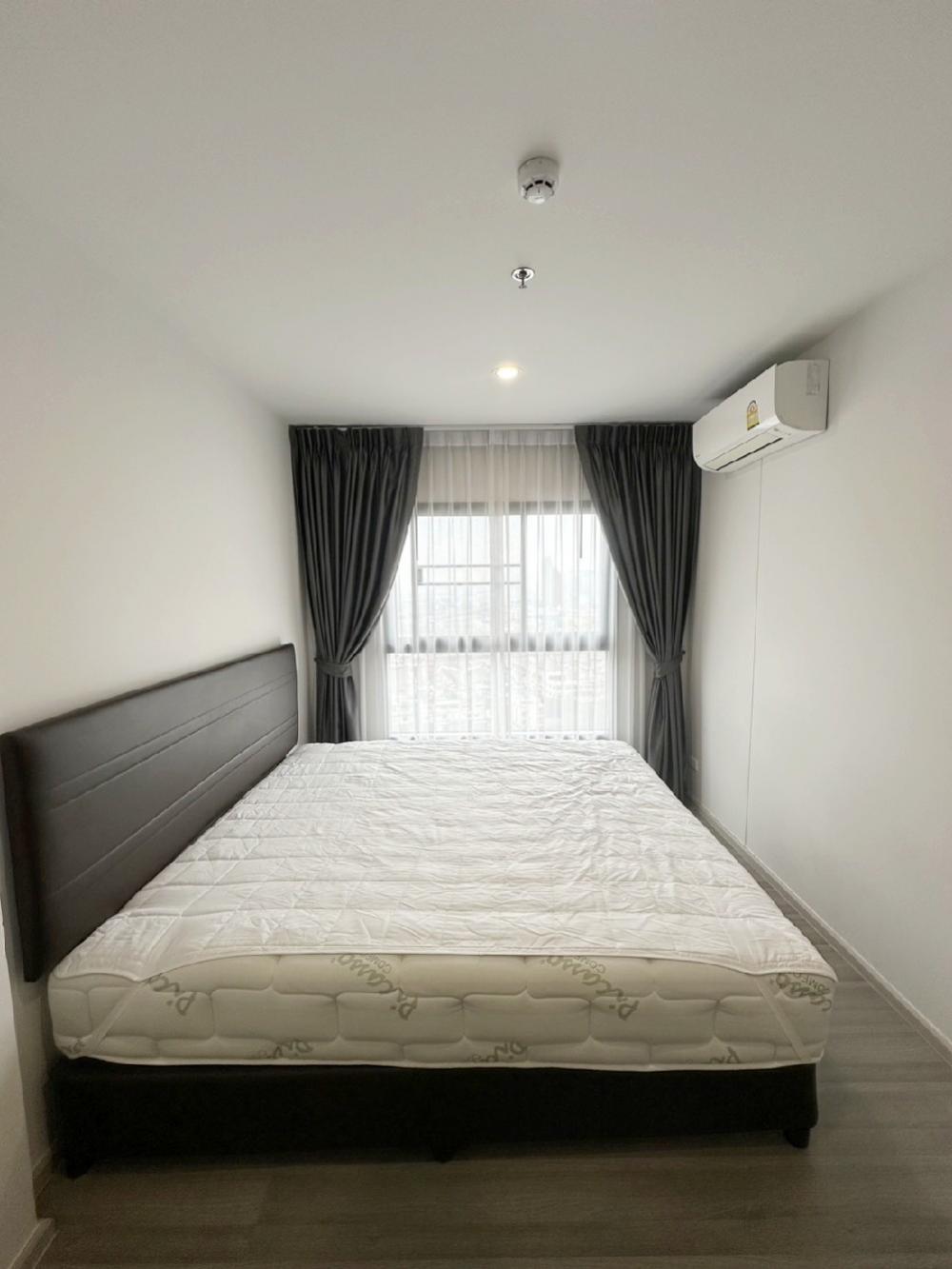 ให้เช่าคอนโดปิ่นเกล้า จรัญสนิทวงศ์ : The Parkland Charan - Pinklao Condo for sale : 1 bedroom plus for 35 sqm. on 17th floor. B building.Fully furnished and electrical appliances.Next to MRT Bangyikhan​. Rental only for 15,000 / month