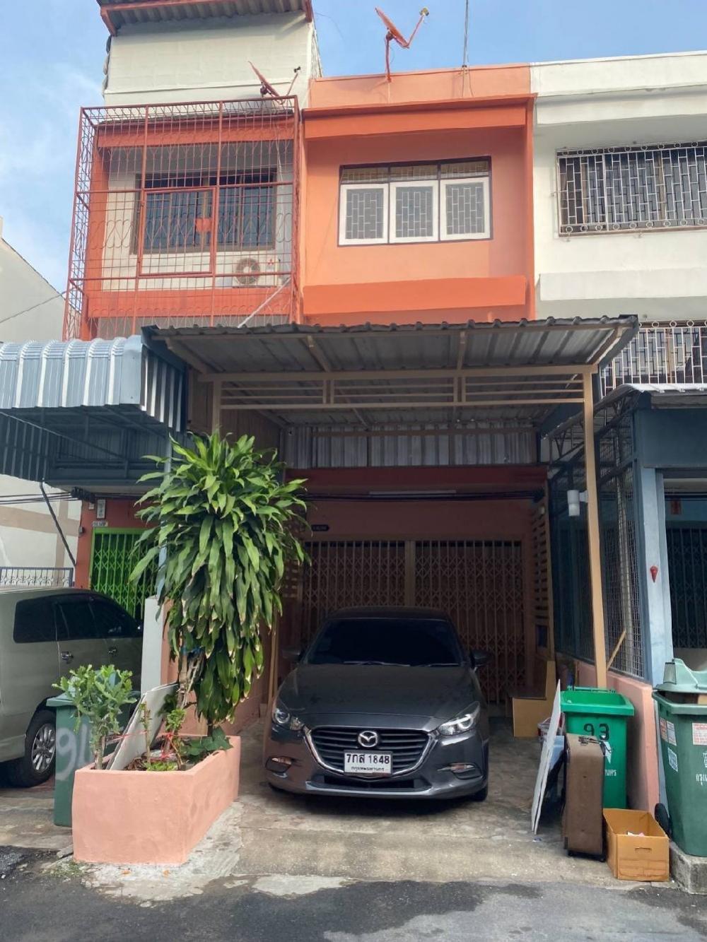 For SaleTownhomeSathorn, Narathiwat : For sale, 3-story townhouse, Soi Chalam Nimit 2.