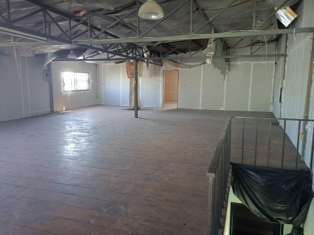 ให้เช่าอาคารพาณิชย์นวมินทร์ รามอินทรา : ปล่อยเช่าอาคารพาณิชย์ 5 คูหา 3 ชั้น ริมถนนรามอินทรา - พระยาสุเรนทร์ ทำเลดีมาก เหมาะทำธุรกิจที่ต้องการหน้าร้าน