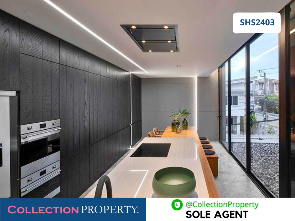 For SaleHouseSathorn, Narathiwat : Selling one-of-a kind Detached House in the Heart of Sathorn, within 300m walking distance to BTS Surasak.