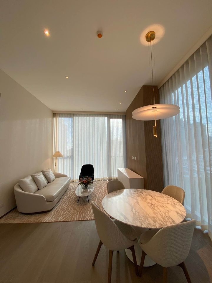 For RentCondoWitthayu, Chidlom, Langsuan, Ploenchit : 🔐#PN2402_053🔐🗓️ ว่างพร้อมอยู่🗓️𝐅𝐨𝐫 𝐑𝐞𝐧𝐭 ( 85 𝐬𝐪𝐦. 𝟏𝐛𝐞𝐝, 2𝐛𝐚𝐭𝐡 ) 𝐂𝐨𝐧𝐝𝐨 𝐒𝐜𝐨𝐩𝐞 𝐋𝐚𝐧𝐠𝐬𝐮𝐚𝐧