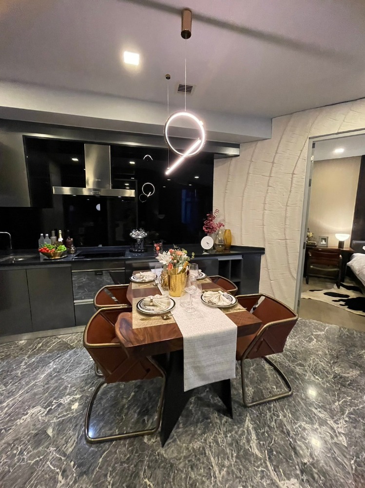ขายคอนโดสุขุมวิท อโศก ทองหล่อ : Fully Furnished 2 Bedroom !! pet friendly I near Emdistrict , Ashton residence 41