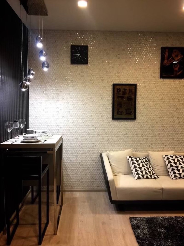 For SaleCondoSukhumvit, Asoke, Thonglor : Good deal at luxury petfriendly condo in Thonglor, nice decoration, fully furnished