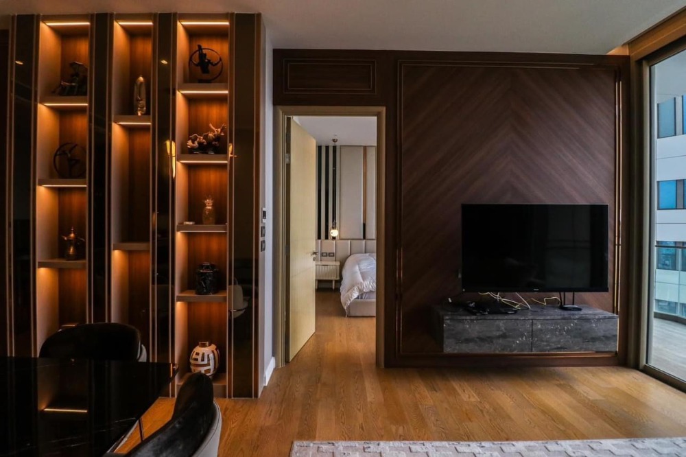 For SaleCondoWongwianyai, Charoennakor : 🌟Luxury condo by the river located beside Icon Siam, 2 Beds corner unit with river view at the balcony, modern design, fully furnished, ready to move in