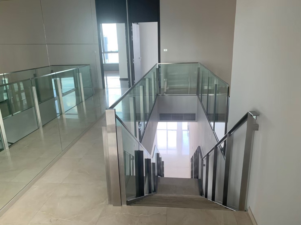 ขายคอนโดนานา : Sale Penthouse Hyde sukhumvit13 private swimming pool 497Sq.m (s03-1166)