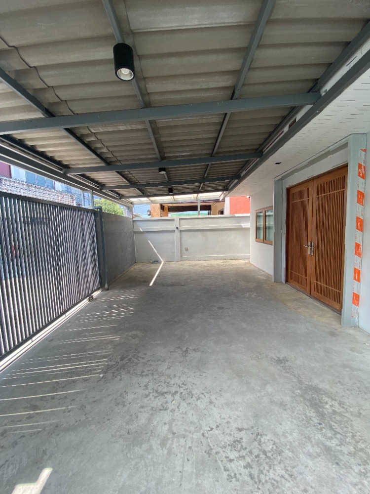 ให้เช่าโฮมออฟฟิศบางซื่อ วงศ์สว่าง เตาปูน : Home & Home  Office For Rent  (100 เมตร จากสถานีรถไฟฟ้าบางซ่อน ( สายสีม่วง ) )