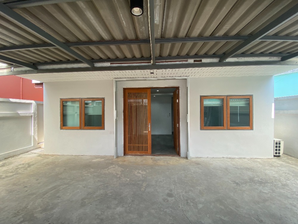 ให้เช่าโฮมออฟฟิศบางซื่อ วงศ์สว่าง เตาปูน : Home & Home  Office For Rent  (100 เมตร จากสถานีรถไฟฟ้าบางซ่อน ( สายสีม่วง ) )