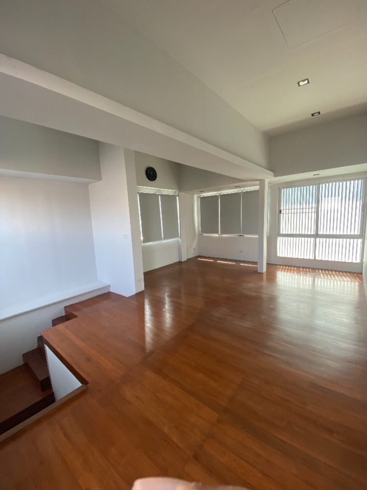 ให้เช่าโฮมออฟฟิศบางซื่อ วงศ์สว่าง เตาปูน : Home & Home  Office For Rent  (100 เมตร จากสถานีรถไฟฟ้าบางซ่อน ( สายสีม่วง ) )