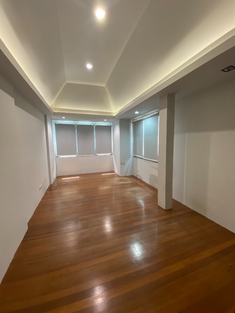 ให้เช่าโฮมออฟฟิศบางซื่อ วงศ์สว่าง เตาปูน : Home & Home  Office For Rent  (100 เมตร จากสถานีรถไฟฟ้าบางซ่อน ( สายสีม่วง ) )