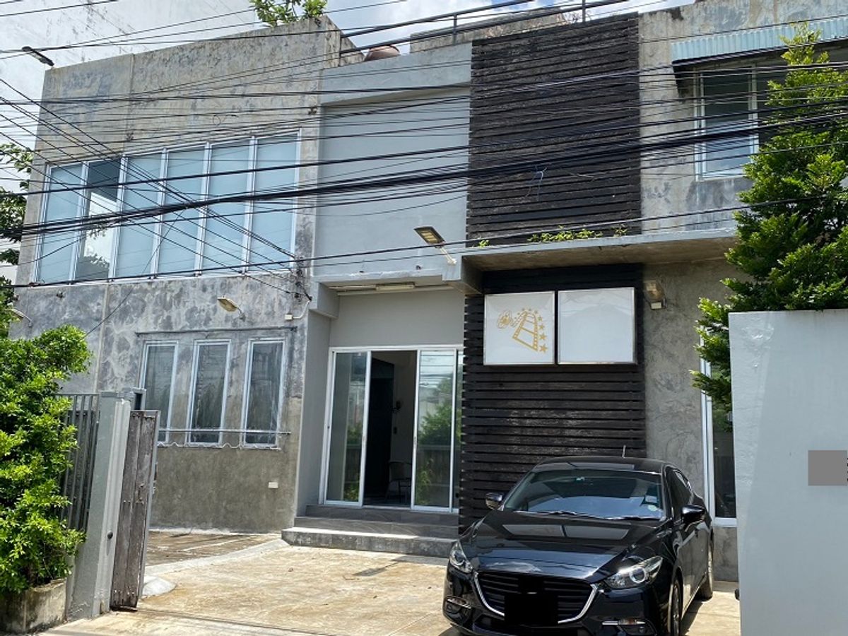 ให้เช่าโฮมออฟฟิศพัฒนาการ ศรีนครินทร์ : โทร. 081-632-0632 ให้เช่าHome Office / Studio 2 ชั้น ทำเลสุขุมวิท 101/1 ซอยวชิรธรรมสาธิต เข้าซอยไม่ลึก / แอร์ 5 เครื่อง / ไม่รวมดาดฟ้า / เหมาะหลากหลายธุรกิจ / จดบริษัทได้