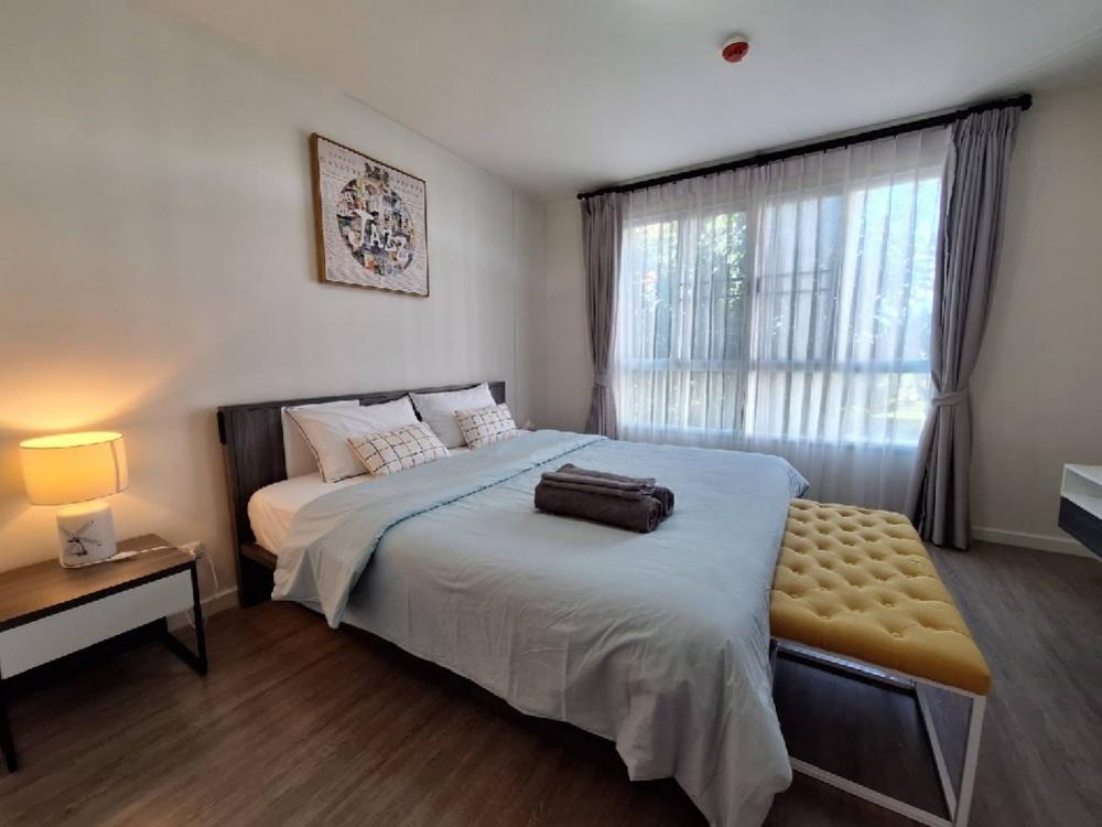 ให้เช่าดีคอนโดพิงค์ 2 ห้องนอน 2 ห้องน้ำ วิวสระ Loading...