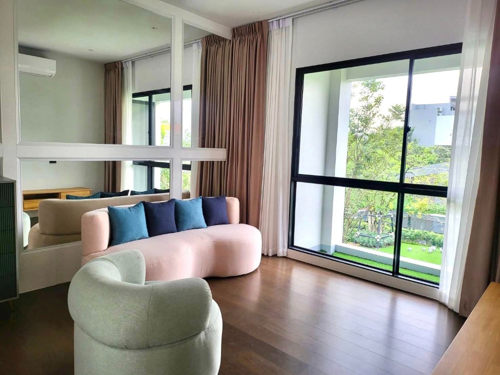 ให้เช่าบ้านพัฒนาการ ศรีนครินทร์ : NS : For rent Bugaan krungthep kreetha บ้านเดี่ยว 3 ชั้น หรูทันสมัย มีลิฟท์ วิวสระว่ายน้ำ พร้อมเข้าอยู่