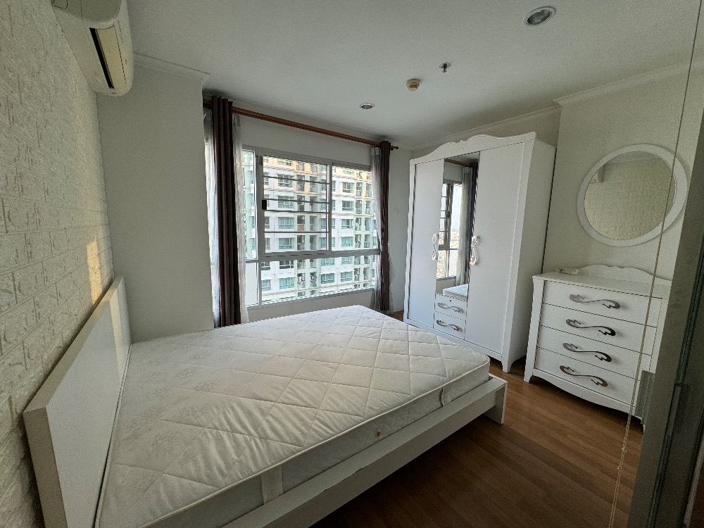 ขายคอนโดพระราม 3 สาธุประดิษฐ์ : ขายด่วน หรือ ให้เช่า 2 ห้องนอน 53 ตรม ลดเหลือ 4.5 ลบ / ลุมพินีพาร์ค ริเวอร์ไซด์ พระราม 3