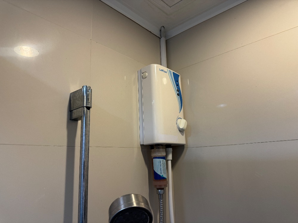 ขายคอนโดพระราม 3 สาธุประดิษฐ์ : ขายด่วน หรือ ให้เช่า 2 ห้องนอน 53 ตรม ลดเหลือ 4.5 ลบ / ลุมพินีพาร์ค ริเวอร์ไซด์ พระราม 3