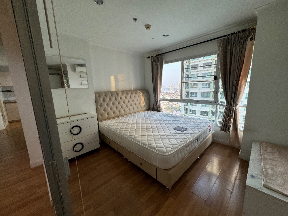 ขายคอนโดพระราม 3 สาธุประดิษฐ์ : ขายด่วน หรือ ให้เช่า 2 ห้องนอน 53 ตรม ลดเหลือ 4.5 ลบ / ลุมพินีพาร์ค ริเวอร์ไซด์ พระราม 3