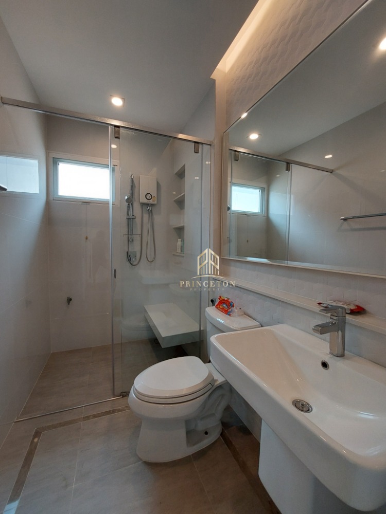 ขายบ้านบางนา แบริ่ง ลาซาล : ขายบ้าน นันทวัน บางนา กม.7 แปลงมุม ใกล้เมกา บางนา Nantawan Bangna KM.7 corner plot near Mega Bangna