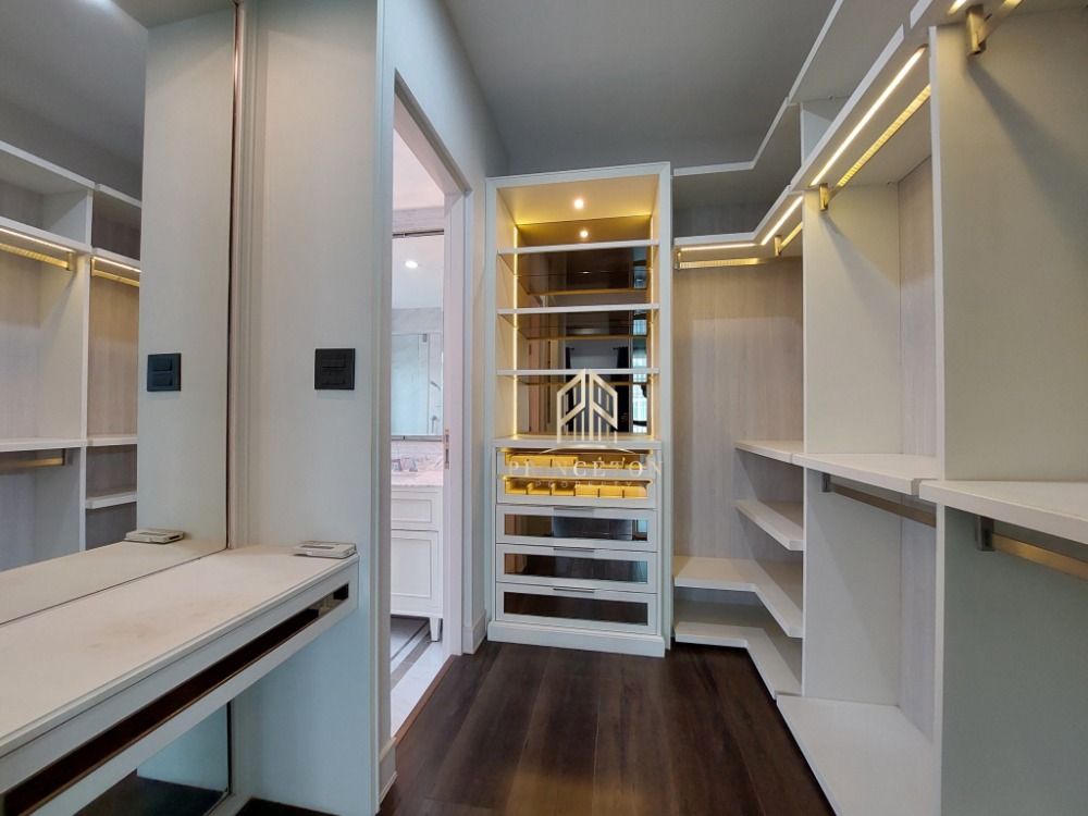 ขายบ้านบางนา แบริ่ง ลาซาล : ขายบ้าน นันทวัน บางนา กม.7 แปลงมุม ใกล้เมกา บางนา Nantawan Bangna KM.7 corner plot near Mega Bangna