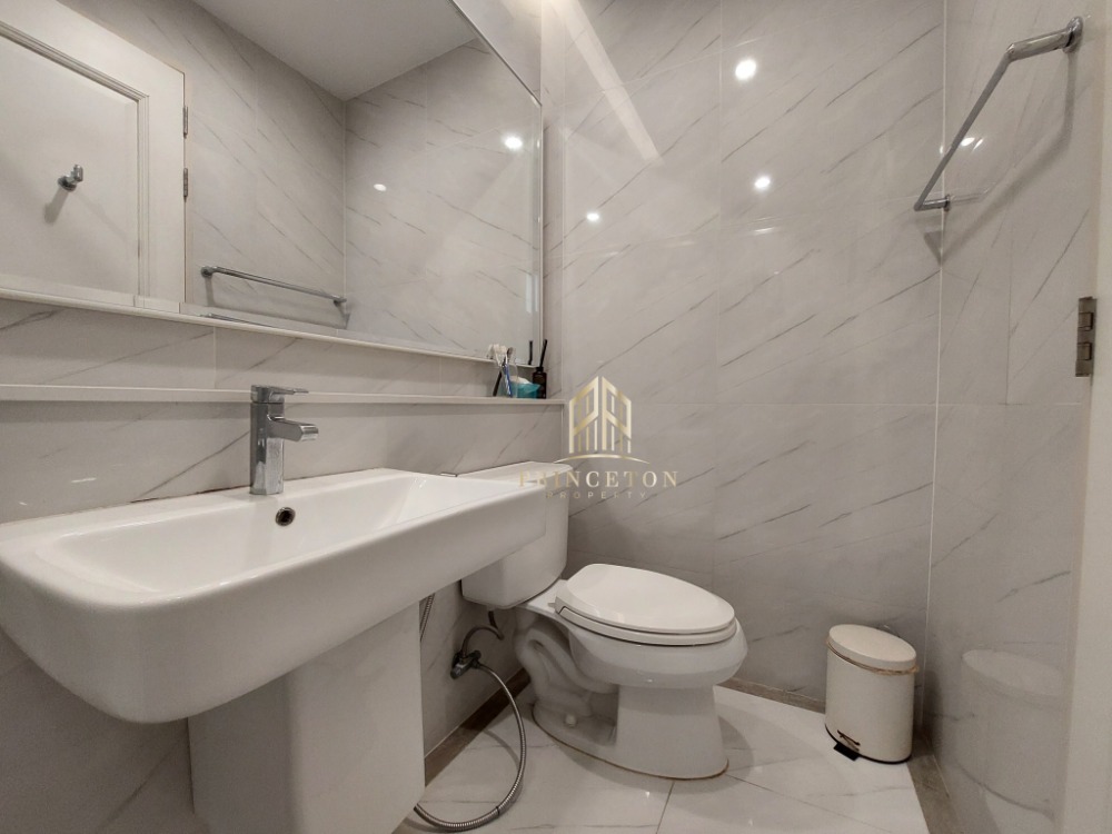 ขายบ้านบางนา แบริ่ง ลาซาล : ขายบ้าน นันทวัน บางนา กม.7 แปลงมุม ใกล้เมกา บางนา Nantawan Bangna KM.7 corner plot near Mega Bangna