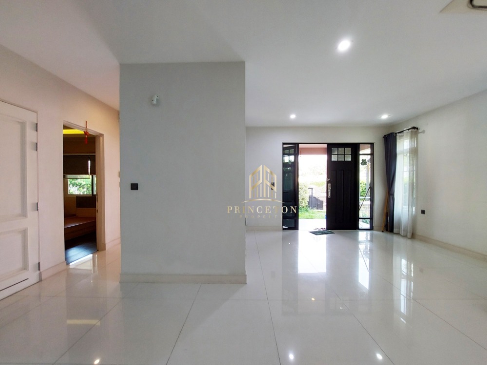 ขายบ้านบางนา แบริ่ง ลาซาล : ขายบ้าน นันทวัน บางนา กม.7 แปลงมุม ใกล้เมกา บางนา Nantawan Bangna KM.7 corner plot near Mega Bangna