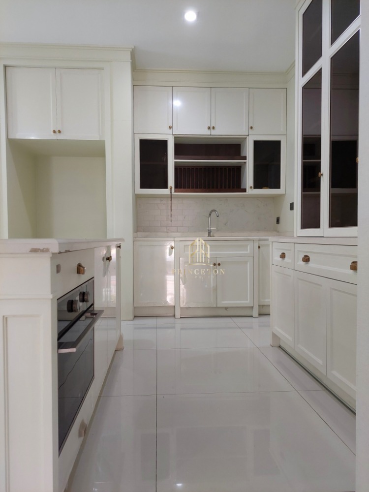 ขายบ้านบางนา แบริ่ง ลาซาล : ขายบ้าน นันทวัน บางนา กม.7 แปลงมุม ใกล้เมกา บางนา Nantawan Bangna KM.7 corner plot near Mega Bangna