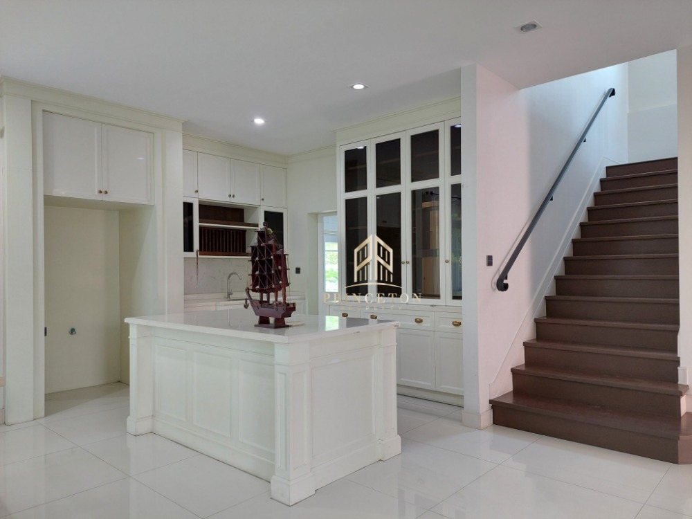 ขายบ้านบางนา แบริ่ง ลาซาล : ขายบ้าน นันทวัน บางนา กม.7 แปลงมุม ใกล้เมกา บางนา Nantawan Bangna KM.7 corner plot near Mega Bangna