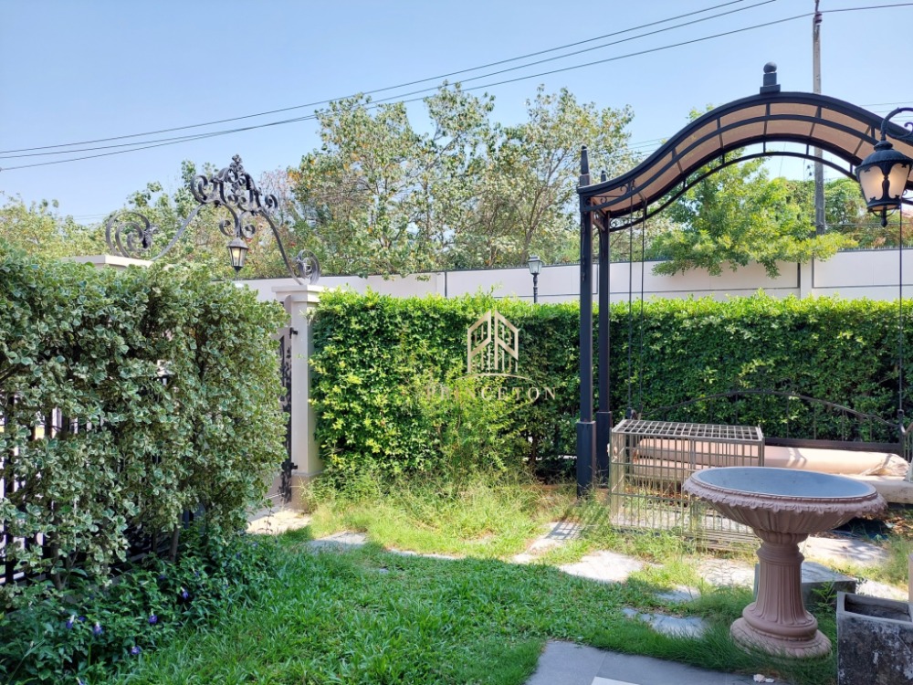 ขายบ้านบางนา แบริ่ง ลาซาล : ขายบ้าน นันทวัน บางนา กม.7 แปลงมุม ใกล้เมกา บางนา Nantawan Bangna KM.7 corner plot near Mega Bangna