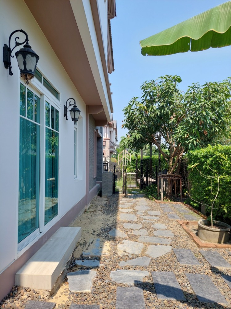 ขายบ้านบางนา แบริ่ง ลาซาล : ขายบ้าน นันทวัน บางนา กม.7 แปลงมุม ใกล้เมกา บางนา Nantawan Bangna KM.7 corner plot near Mega Bangna