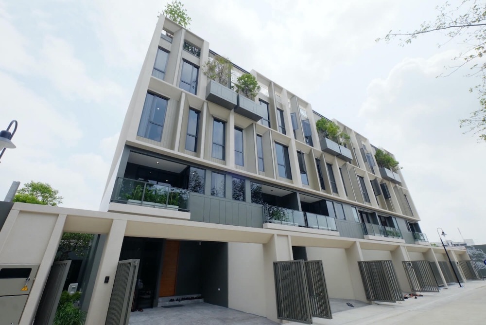 For RentTownhomeLadprao101, Happy Land, The Mall Bang Kapi : Pets allowed, luxury project just completed ❤️ For rent, Theo Lat Phrao 93