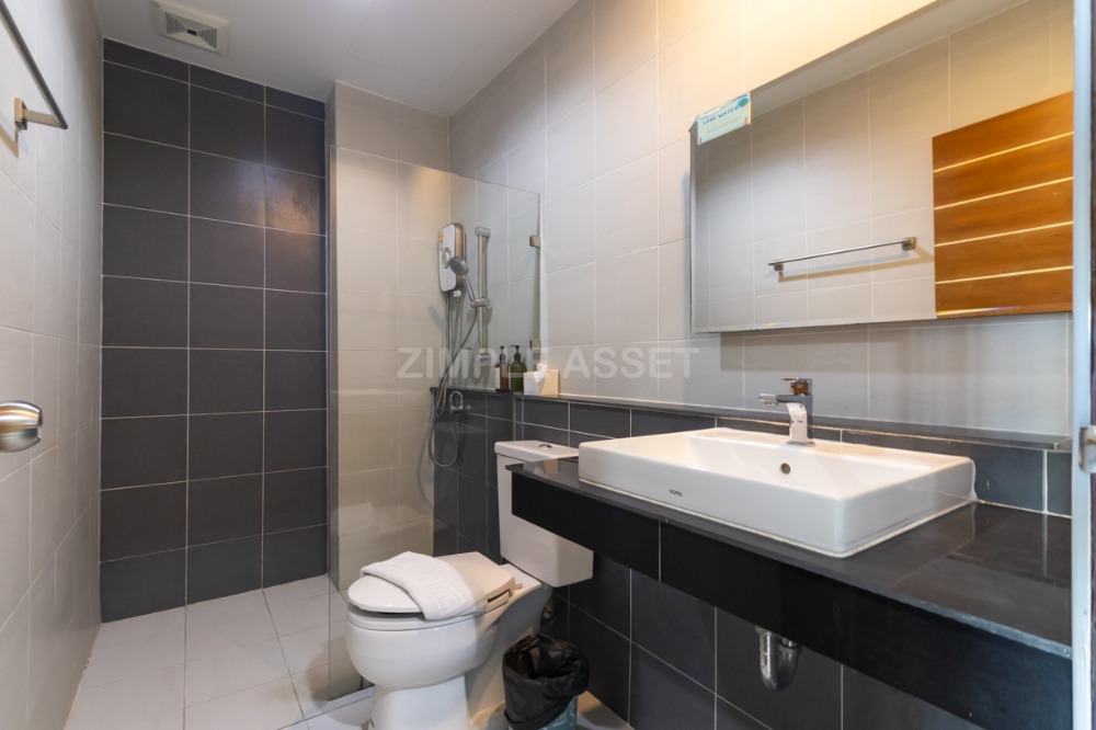For RentSamut Prakan,Samrong : Line @zimple_asset Modern room for rent in Bangbo Samutprakarn, Close to Bang Phriang Industrial Estate,Bang Plee Industrial Estate, The Vintage Club, The Studio Park Thailand,Suvarnabhumi Airport