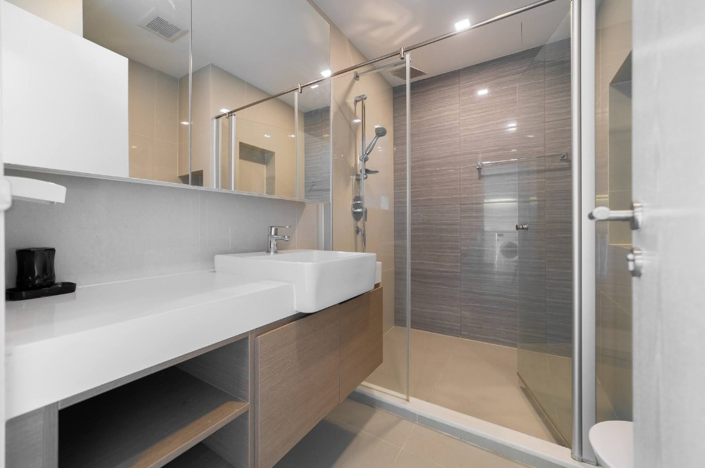 ขายคอนโดศรีราชา แหลมฉบัง บ้านบึง : ขายคอนโด Knightsbridge the Ocean Sriracha 2 bed corner room วิวภูเขา 3.9 M (S03-0939)